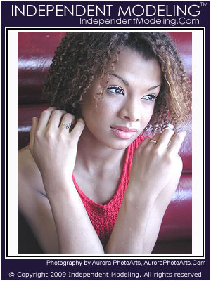 Photograph of model Jennifer by affiliated Tampa Bay photography company Aurora PhotoArts.